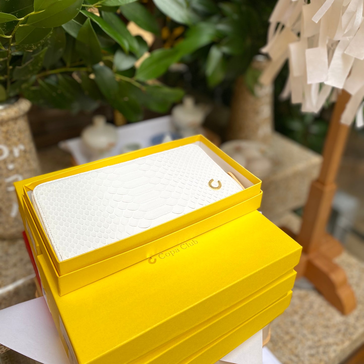 【11/8(土)巳の日：朝採れ財布&お誕生日財布】NEW　パイソン ファスナー財布 ホワイト（GO×SL）★特典付き