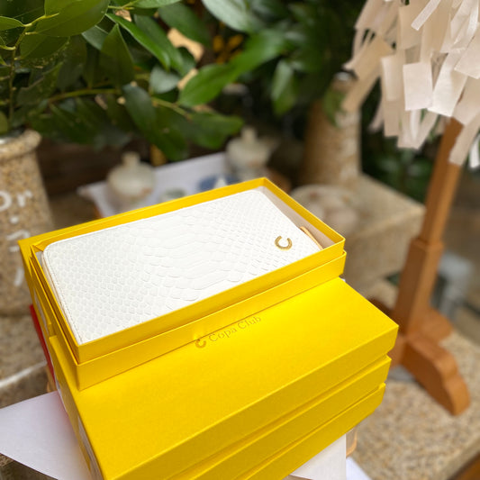 【11/8(土)巳の日：朝採れ財布&お誕生日財布】NEW　パイソン ファスナー財布 ホワイト（GO×SL）★特典付き