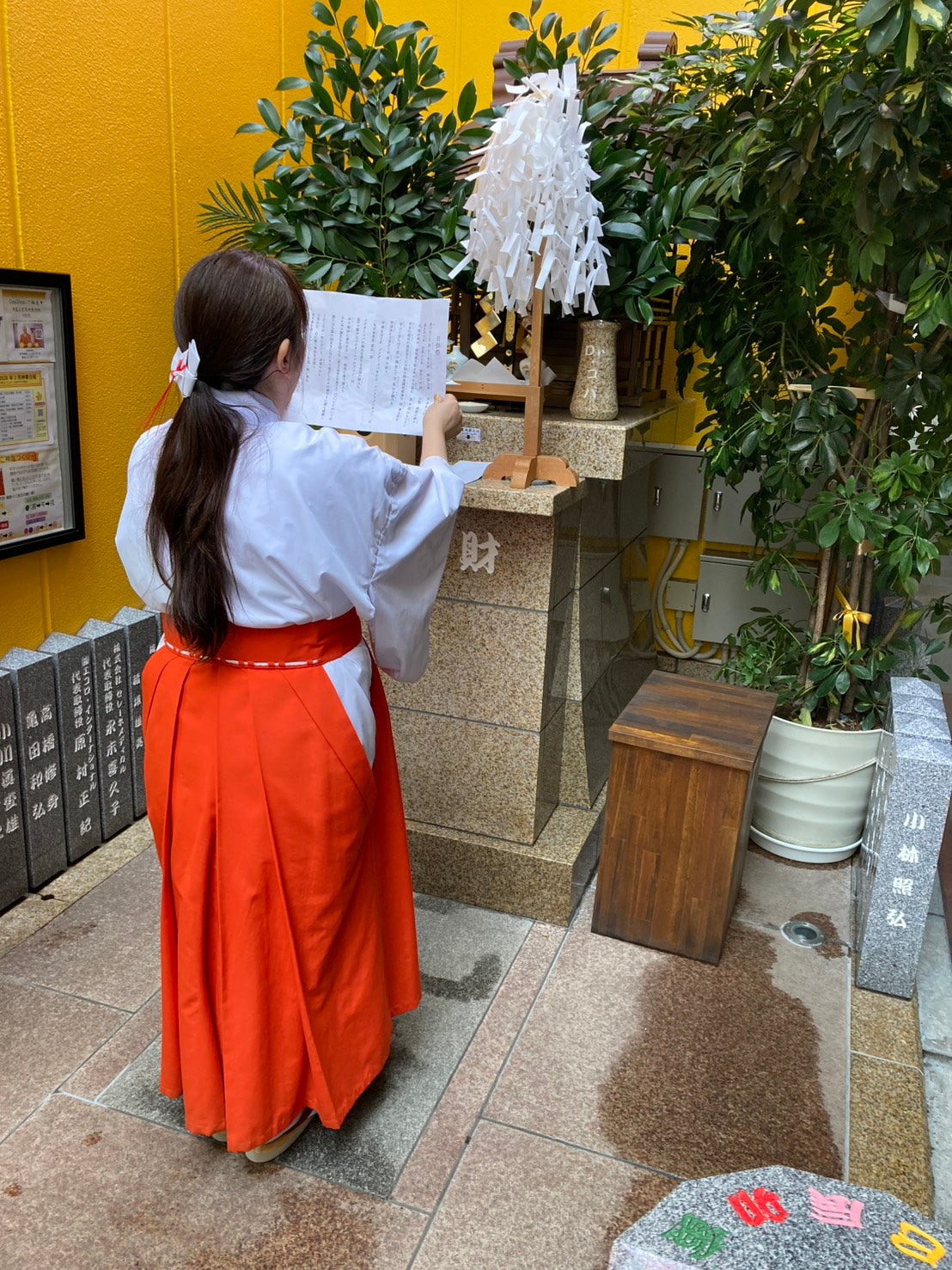 【2/16(月)朝採れ財布・お誕生日財布】EDO金銀(濃)　ファスナー長財布★特典付