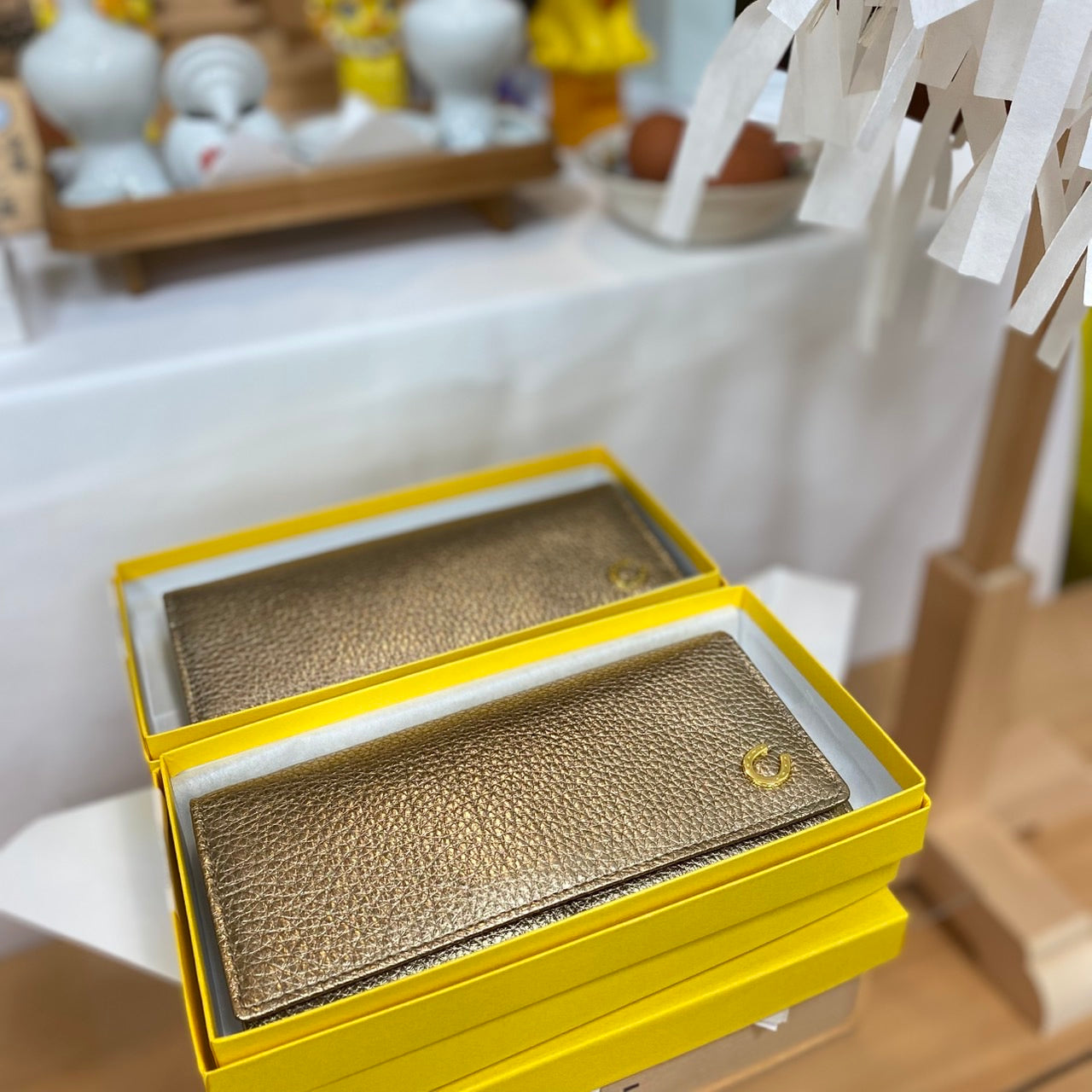 虹龍エネルギー入り チョウピラコ三体宿る！ 癒し安らぎ 健康 美容 金運 開運 楽天市場】龍神 鳳凰 大サイズ 琉璃 瑠璃 8 風水 5本爪 置物